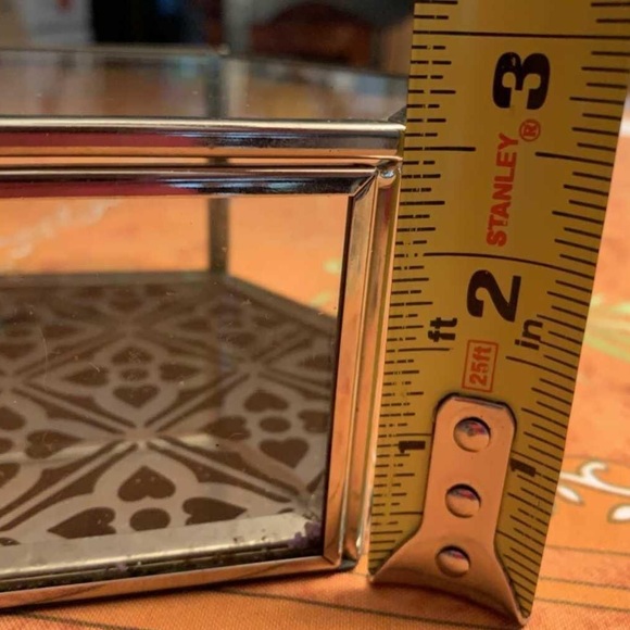 Cynthia Rowley trinket box - Picture 2 of 5